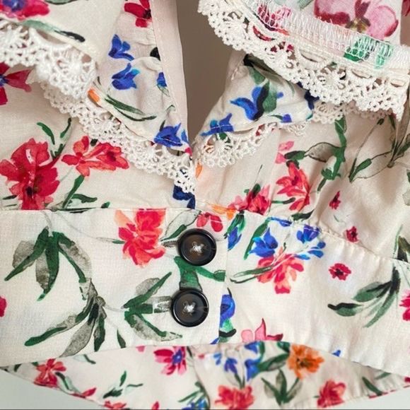 Lovers & Friends NWT Size Medium, Off-White Floral Crop Top, 100% Cotton - Picture 7 of 9